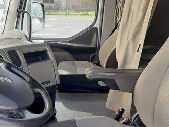 renault-premium-1462035-47775915