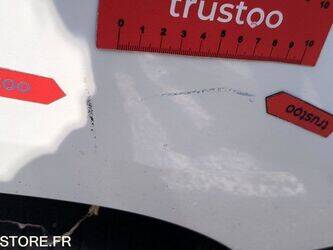 2011-nissan-primastar-47776109