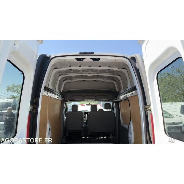 2011 NISSAN Primastar-47776122