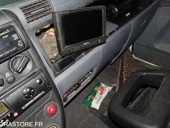 2011-mitsubishi-canter-1462049-47776319
