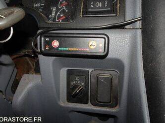 2011-mitsubishi-canter-1462049-47776322