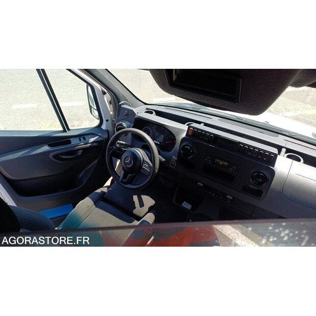 2020 Mercedes-Benz SPRINTER-47776486