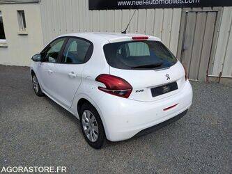 2018-peugeot-208-1462058-47776649