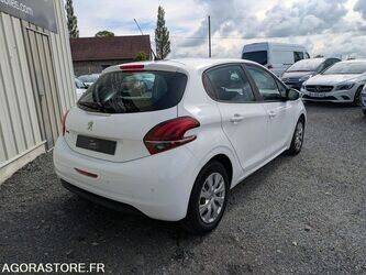 2018-peugeot-208-1462058-47776650