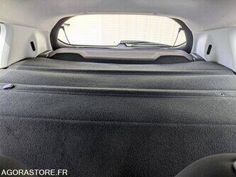 2018-peugeot-208-1462058-47776657