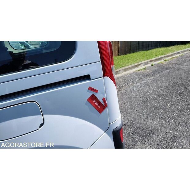 2016 Renault Kangoo-47776756