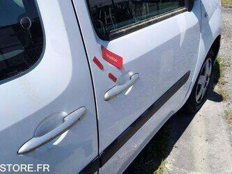 2016-renault-kangoo-1462063-47776759