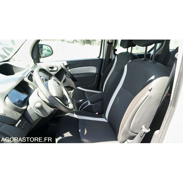 2016 رينو Kangoo-47776840