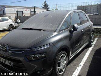 2016-citroen-c4-1462065-47776893
