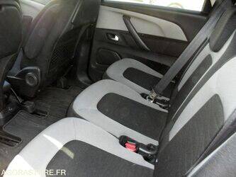 2016-citroen-c4-1462065-47776896