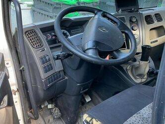 2011-renault-midlum-1462069-47776984