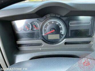 2011-renault-midlum-1462069-47776986