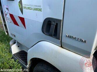 2011-renault-midlum-1462069-47776989