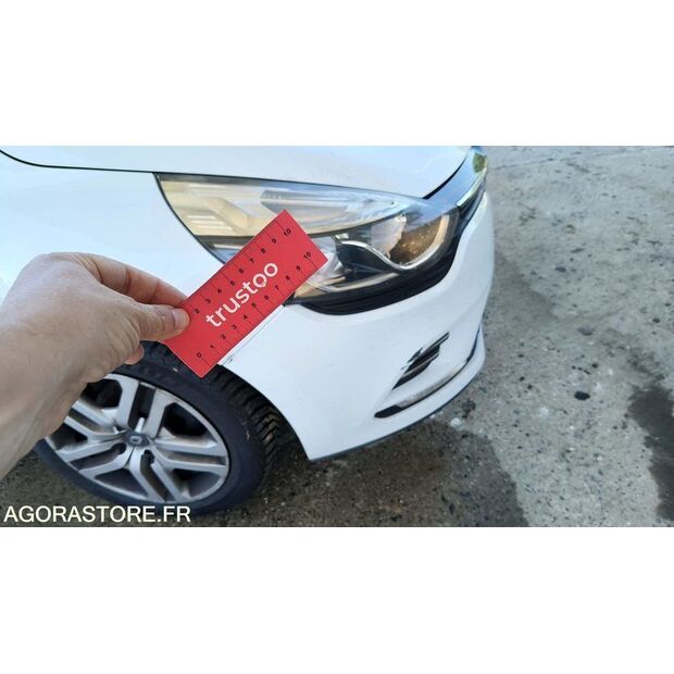 2017 Renault Clio-47777049