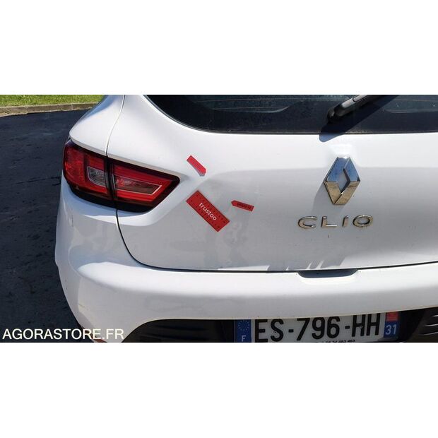 2017 Renault Clio-47777050