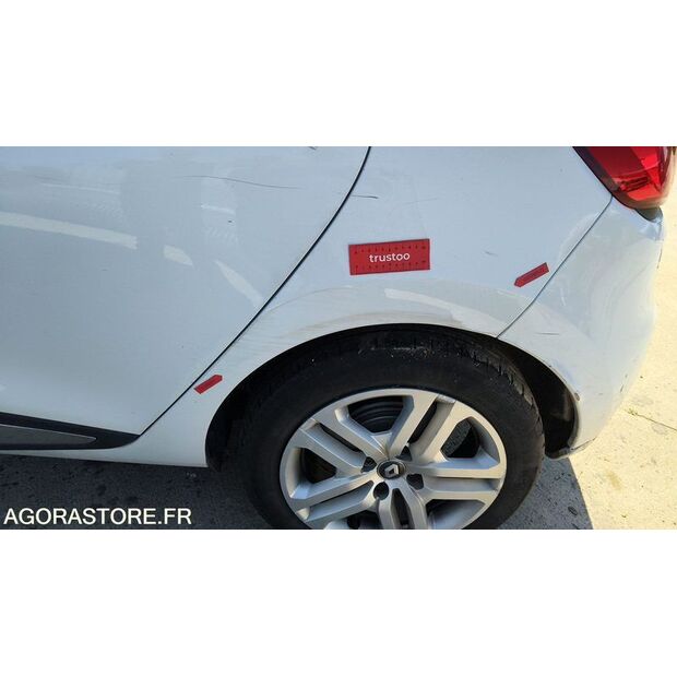 2017 Renault Clio-47777070
