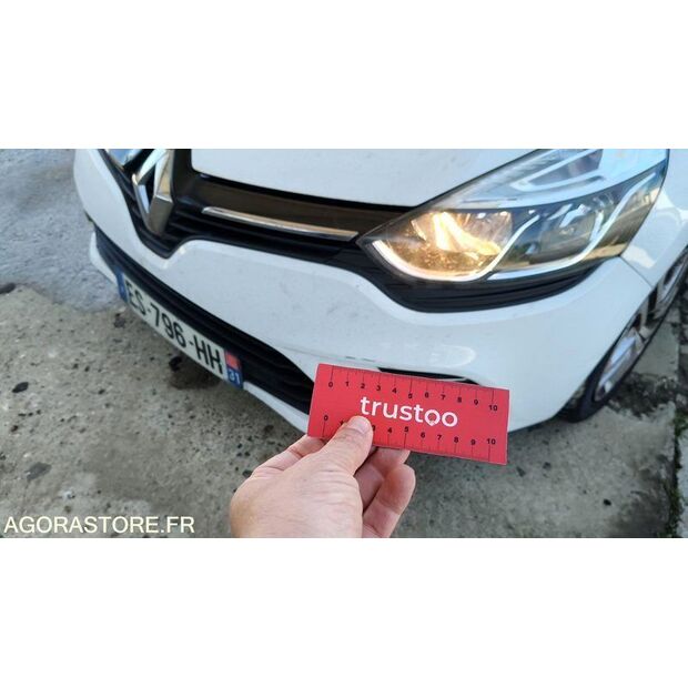 2017 Renault Clio-47777072