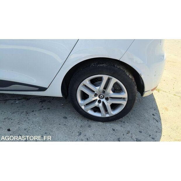2017 Renault Clio-47777079