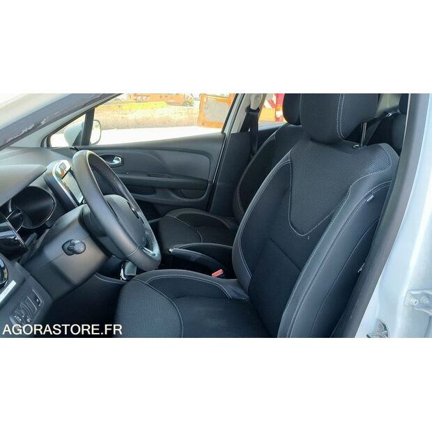 2017 Renault Clio-47777080