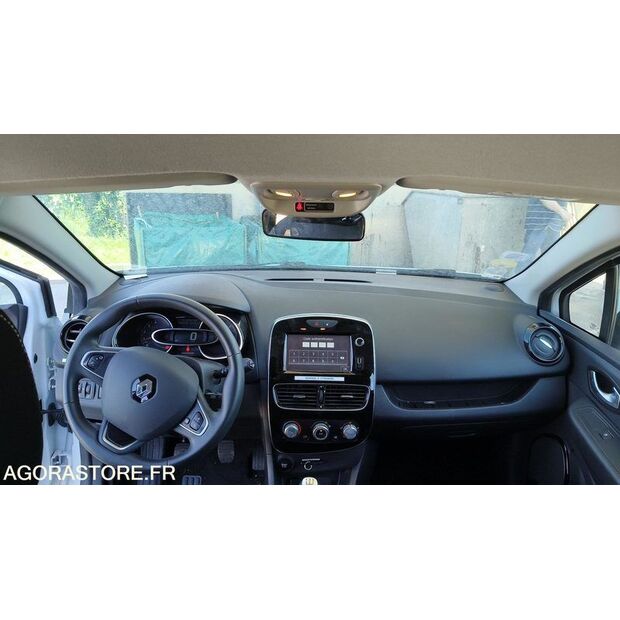 2017 Renault Clio-47777085