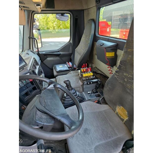 2003 Renault Kerax-47777261