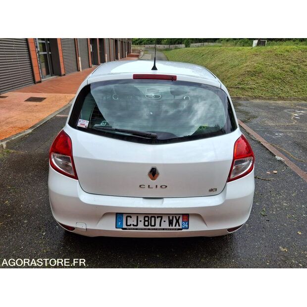 2012 Renault Clio-47777273