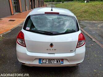 2012-renault-clio-1462079-47777273