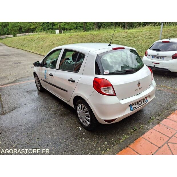 2012 Renault Clio-47777274