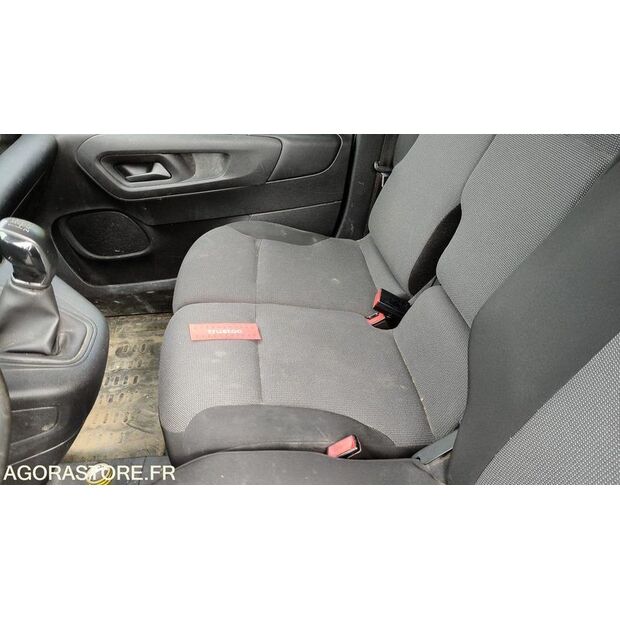 2019 Peugeot PARTNER-47777391