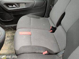 2019-peugeot-partner-1462085-47777391