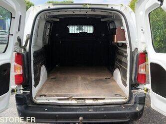 2019-peugeot-partner-1462085-47777402