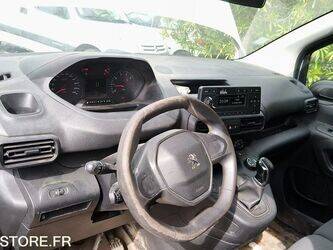 2019-peugeot-partner-1462085-47777407