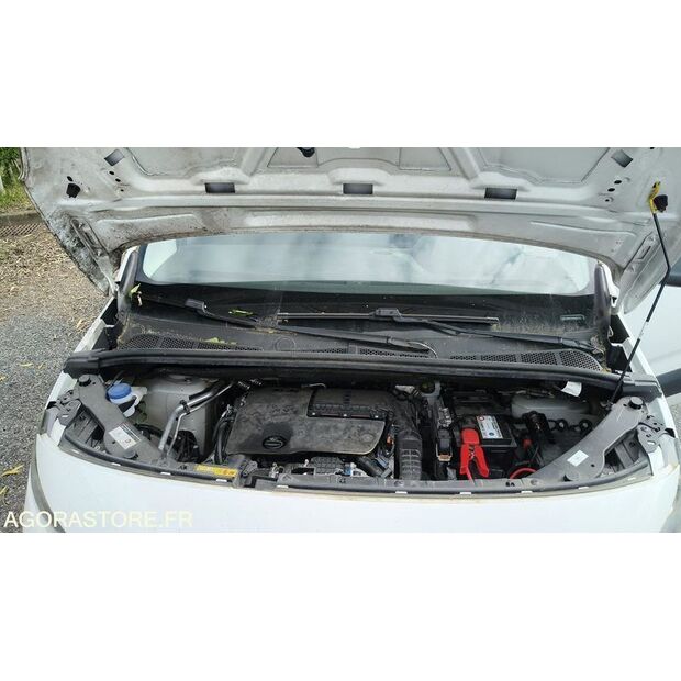 2019 Peugeot PARTNER-47777413