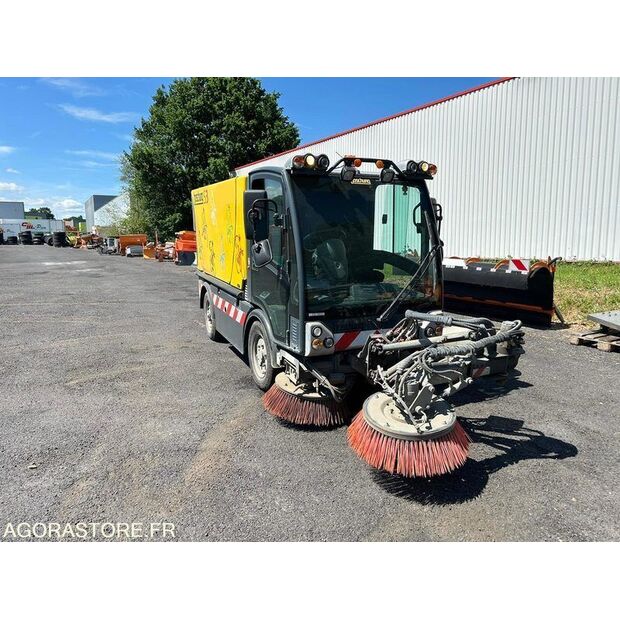 2017 Boschung S3-47777511