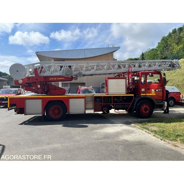 1994 رينو M150-47777605