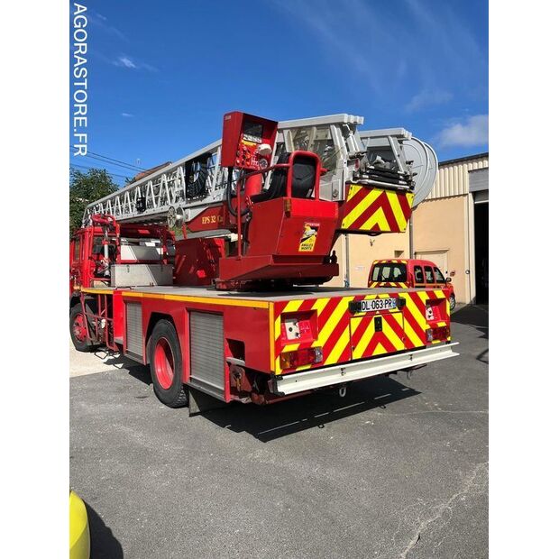1994 رينو M150-47777607