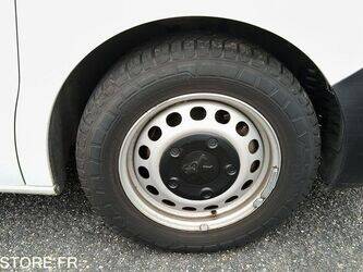 2017-peugeot-expert-1462103-47777900