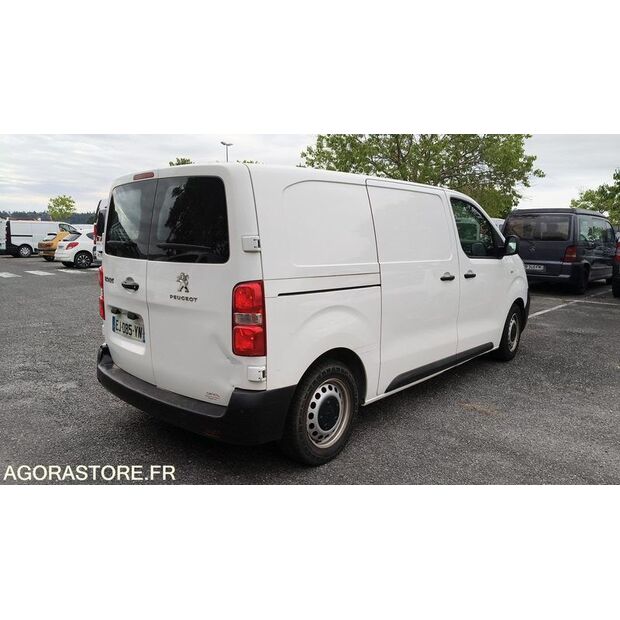 2017 Peugeot Expert-47777902