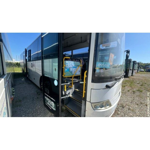 Mercedes-Benz INTOURO-47777923