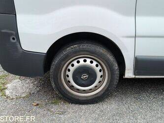 2008-opel-vivaro-1462107-47778001