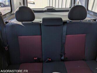 2005-opel-combo-1462114-47778165