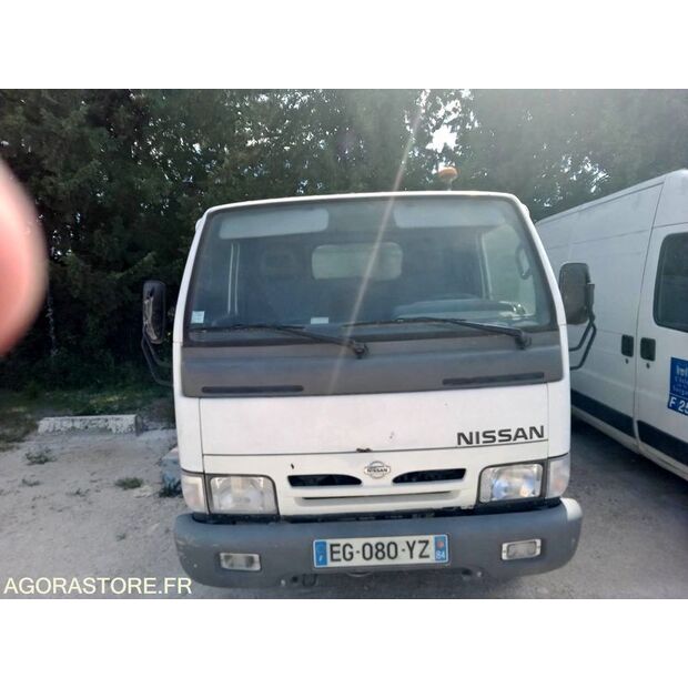 2003 NISSAN Cabstar-47778184