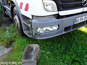 2010-mercedes-benz-1524-1462116-47778198