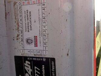 2010-mercedes-benz-1524-1462116-47778226