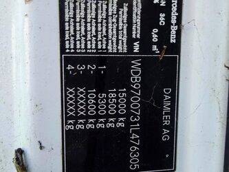 2010-mercedes-benz-1524-1462116-47778228
