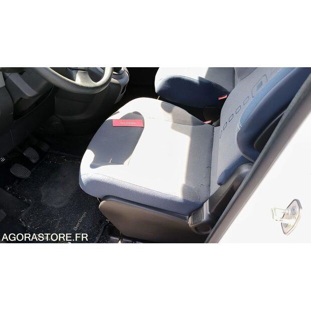 2012 Citroen BERLINGO-47778311