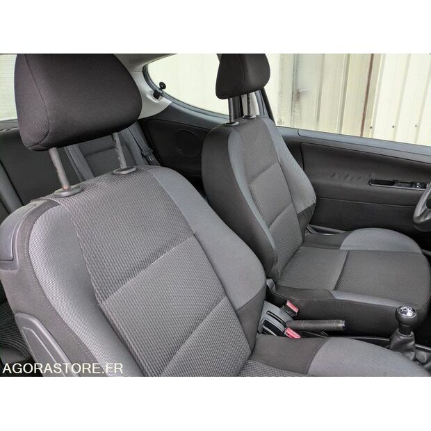 Peugeot 207-47778497