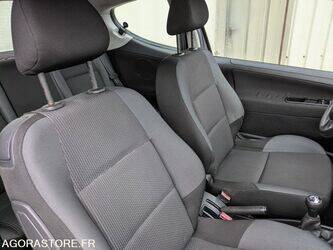 peugeot-207-1462127-47778497