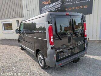 2011-opel-vivaro-1462128-47778528