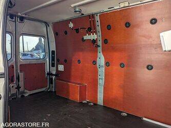 2017-renault-master-1462129-47778556